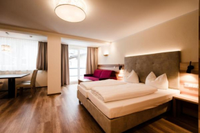 Aparthotel Dorfplatzl Garni Tux